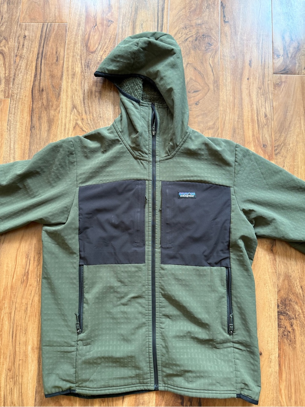 Patagonia R2 Techface Hoody Large - Men’s Fleece - Picture 1 of 7